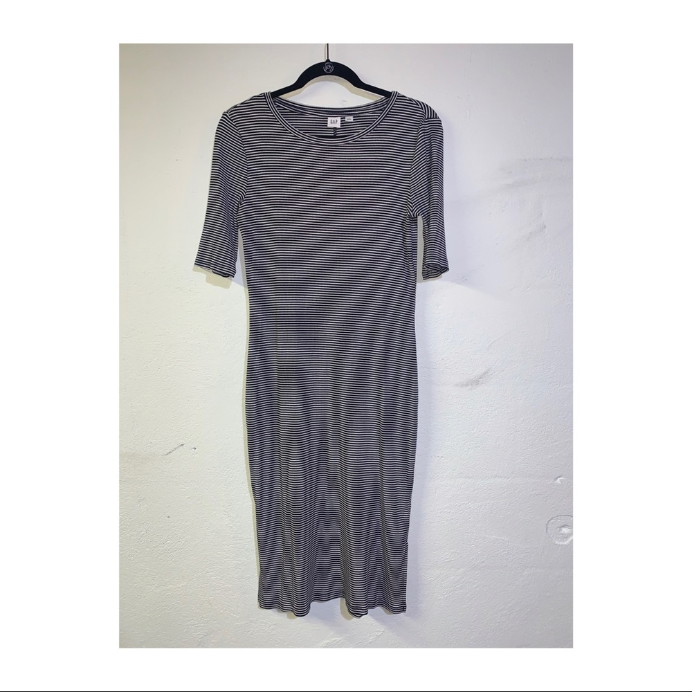 Midi navy striped dress